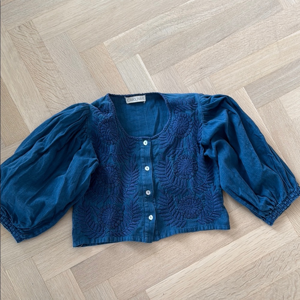 Carolina K Cropped Blue cotton embroidered shirt fits size Small/Med